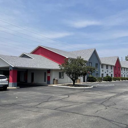 Hotel Ramada By Wyndham Effingham Exterior foto