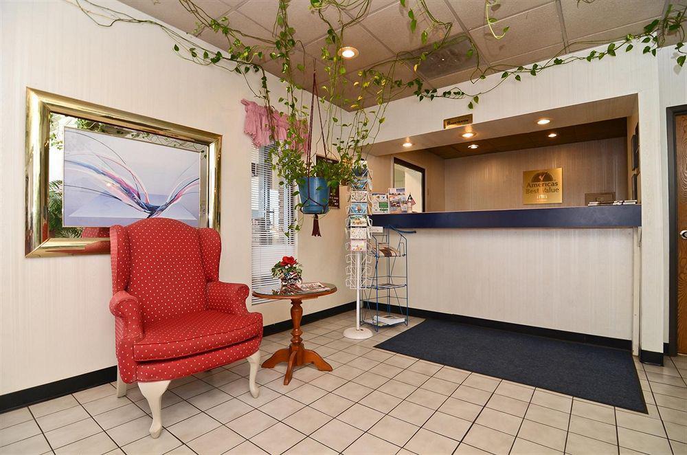 Hotel Ramada By Wyndham Effingham Interior foto